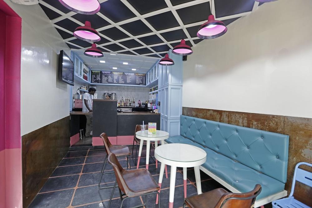 Hotel Metro Palace Mumbai Ngoại thất bức ảnh