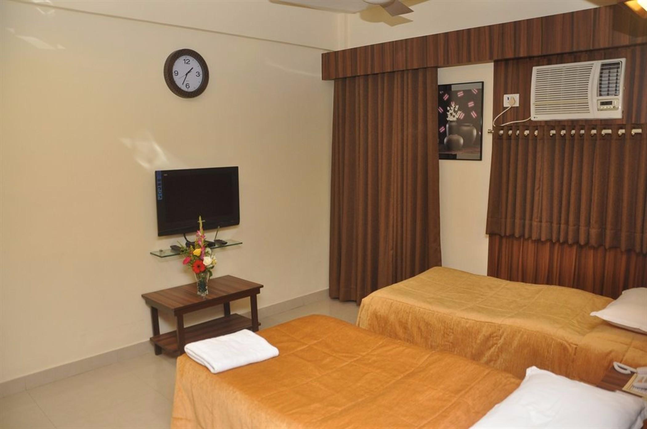 Hotel Metro Palace Mumbai Ngoại thất bức ảnh