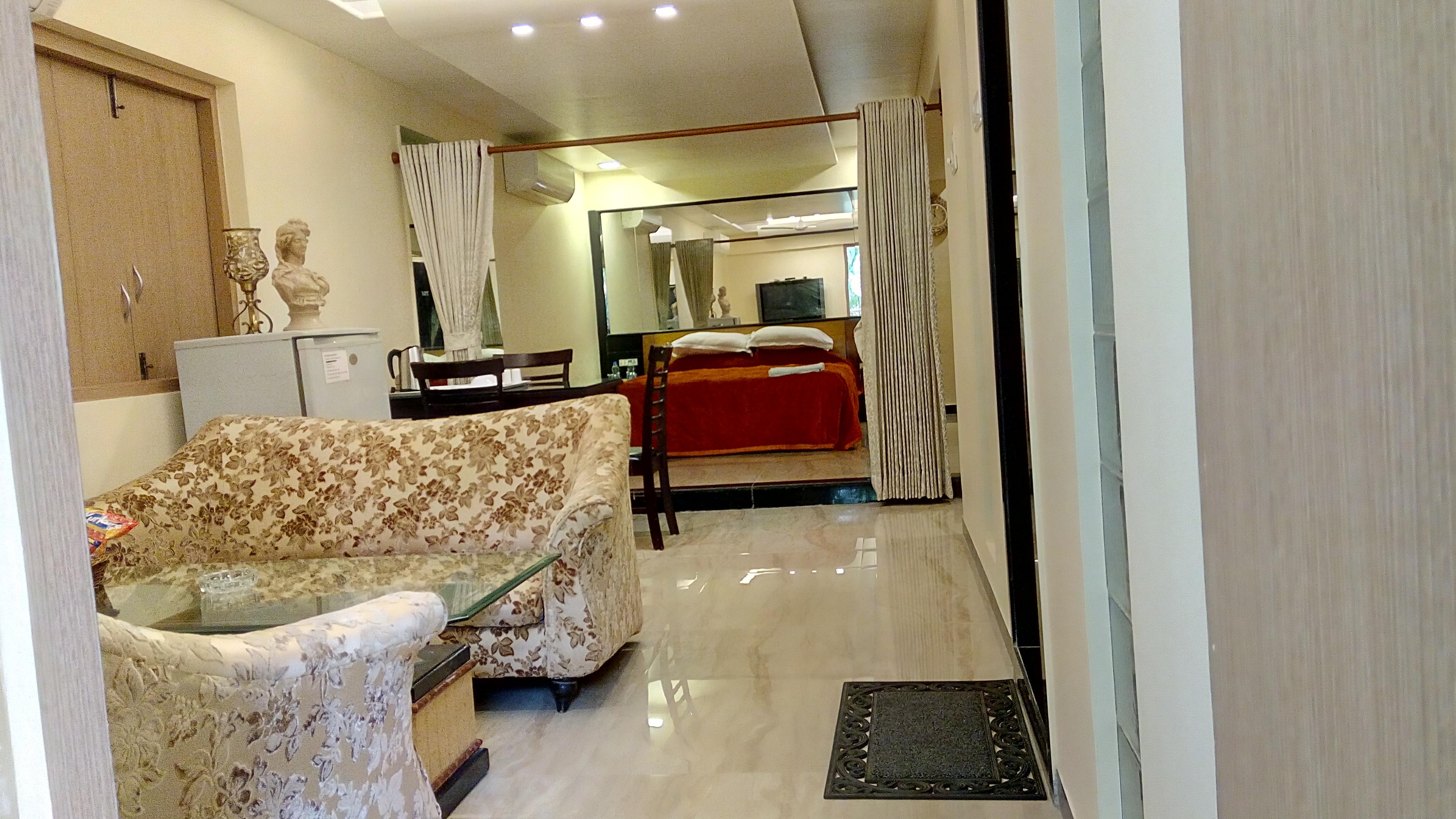 Hotel Metro Palace Mumbai Ngoại thất bức ảnh