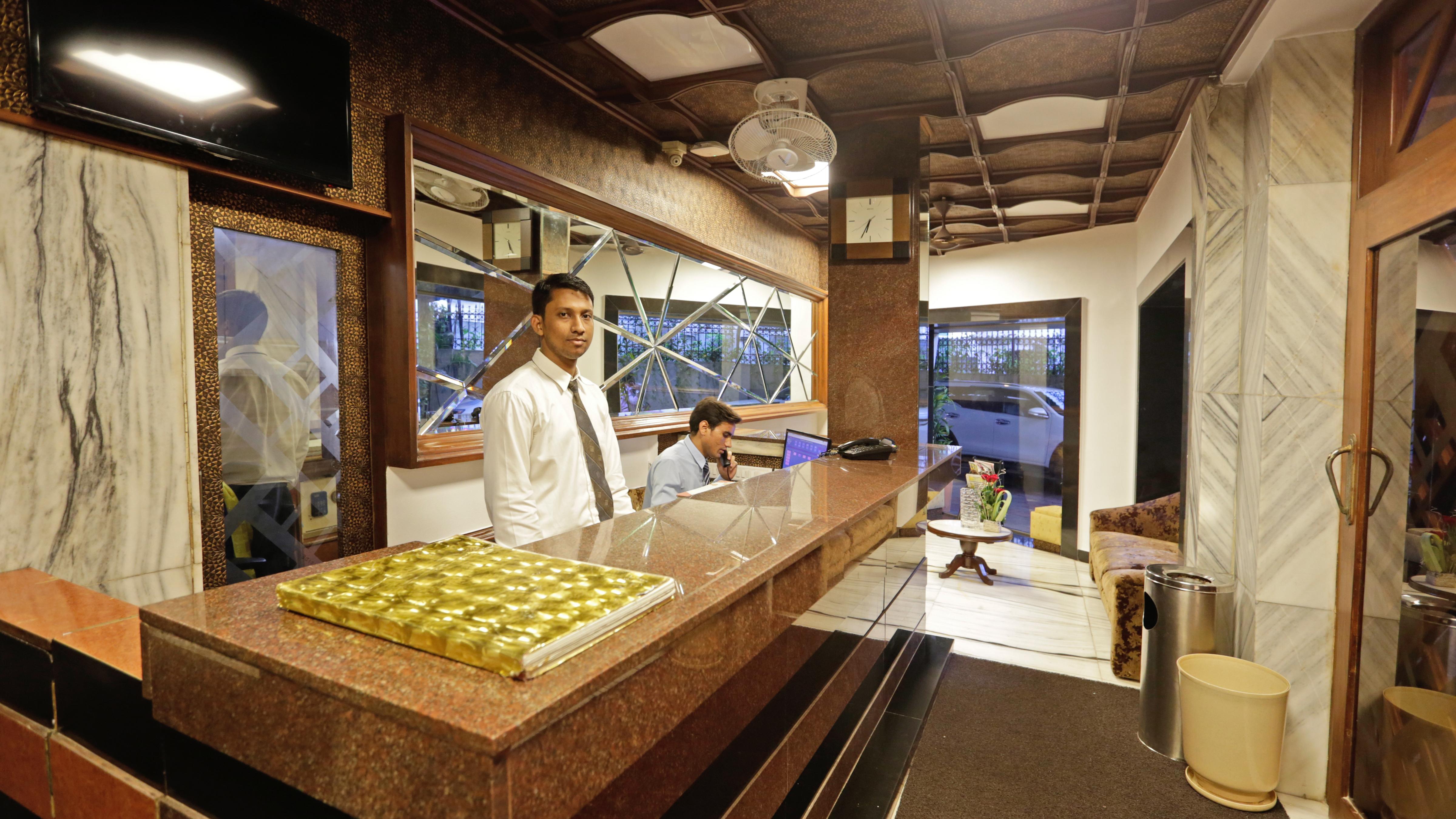 Hotel Metro Palace Mumbai Ngoại thất bức ảnh